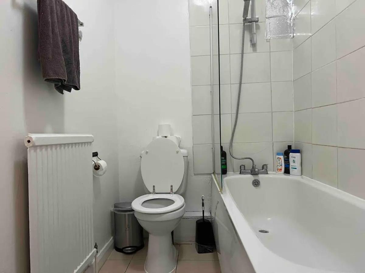 St Pancras Private Rooms Лондон Экстерьер фото